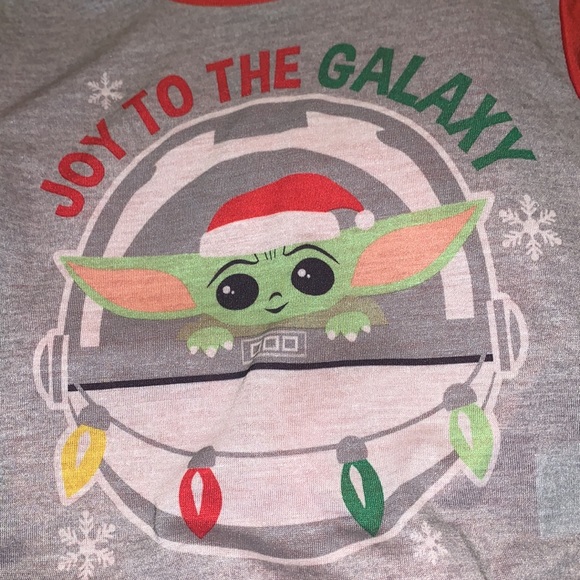 - KID’S STAR WARS CHRISTMAS PJS💋NWT - Picture 2 of 5